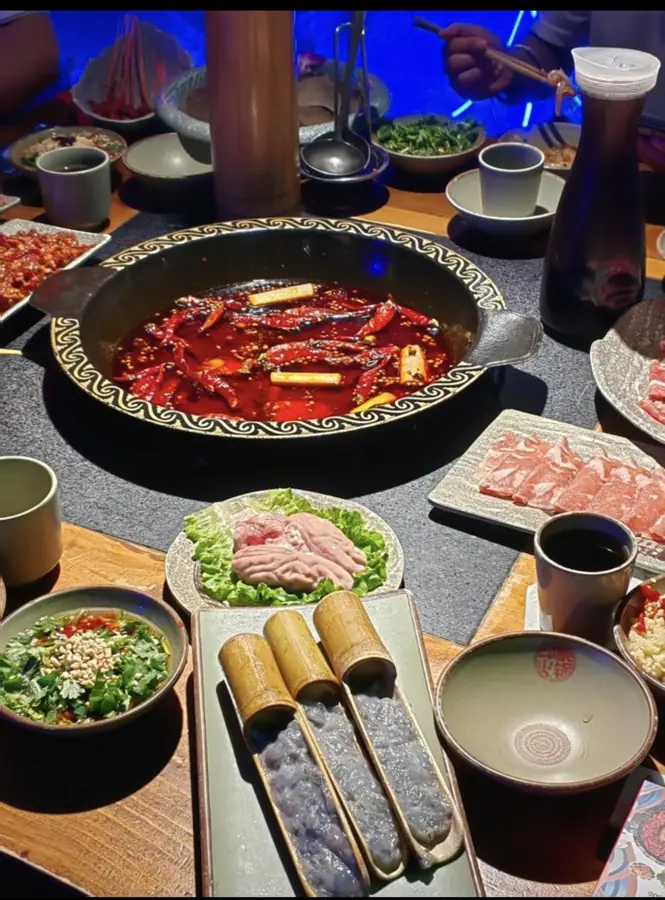配图